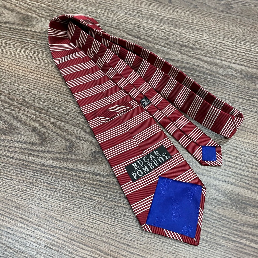 Edgar Pomeroy Red w/ White Stripe Silk Tie - Picture 2 of 4